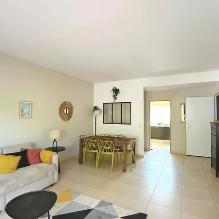 3 Pieces Confort Villa *